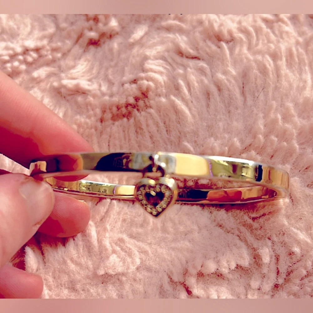 Michael Kors Gold Bracelet - Picture 4 of 5